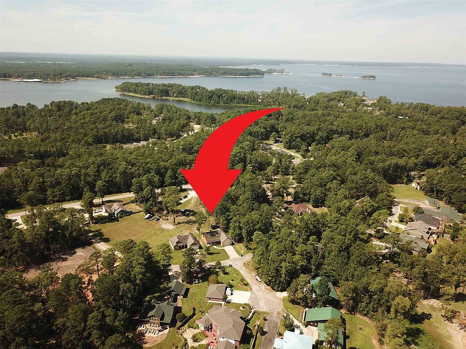 1st image of 201 Lakeway Dr