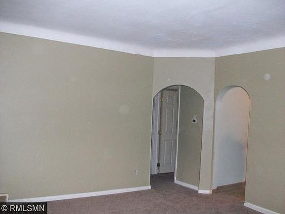2nd image of 138 14th Ave N