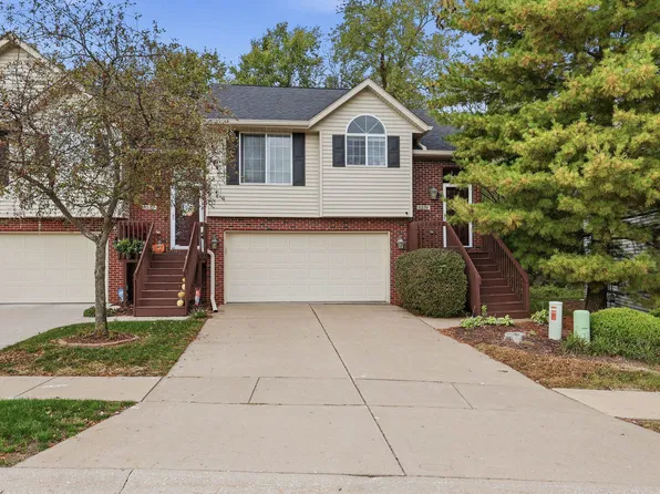 1231 33rd Avenue Cir, Silvis, IL 61282