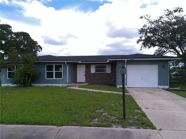 1952 English Dr, Deltona, FL 32738