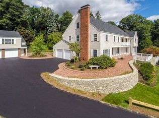 90 Stoner Dr, West Hartford, CT 06107