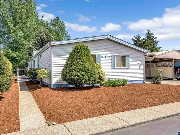 300 SE Lacreole Dr Unit 214, Dallas, OR 97338