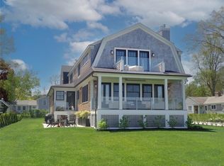 85 Mathewson Rd, Barrington, RI 02806