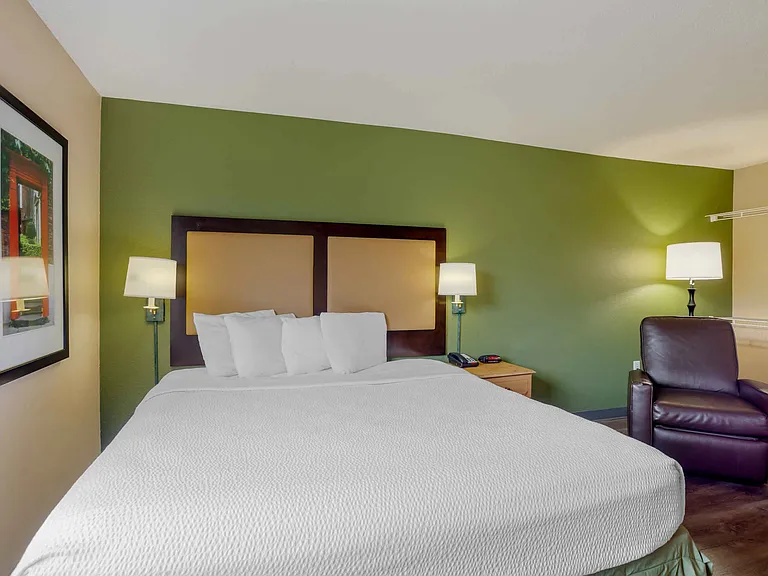 Studio Suite - 1 King Bed