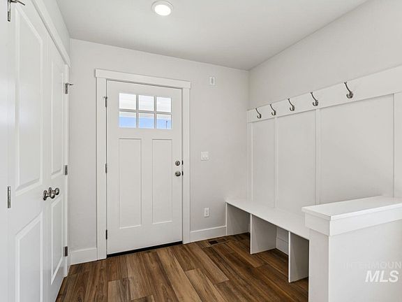 5th image of 1906 Oregon Ln