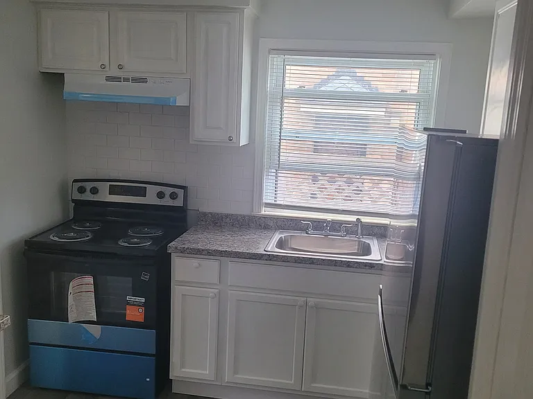 19420 Huntington Rd — Photo 7