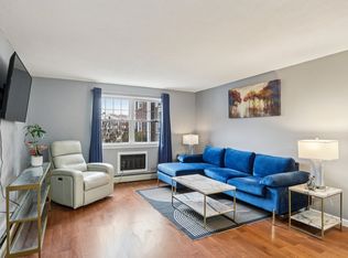 3 Drummer Rd APT B3, Acton, MA 01720