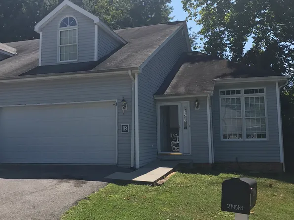 21441 Clear Creek Rd, Bristol, VA 24202