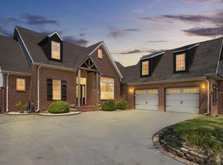 729 S Meteor Ave, Springfield, MO 65802