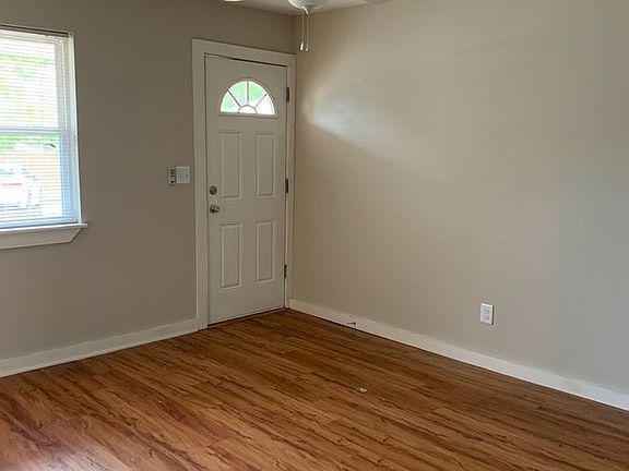 3rd image of 103 W Martin Luther King Blvd #5