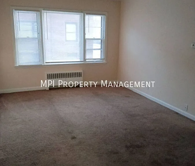 316 N 75th St #6 — Photo 19