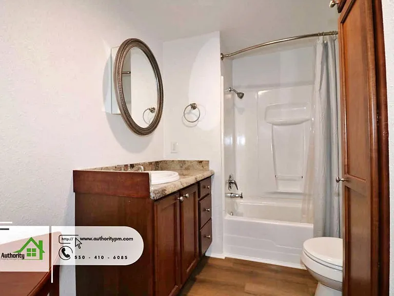 4083 Notre Dame Ave — Photo 18