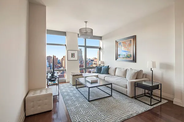 Sold by Stribling | media 14