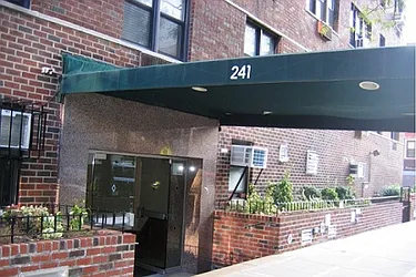 241 East 76th Street in Lenox Hill