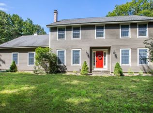 11 Peacock Ln, Georgetown, ME 04548
