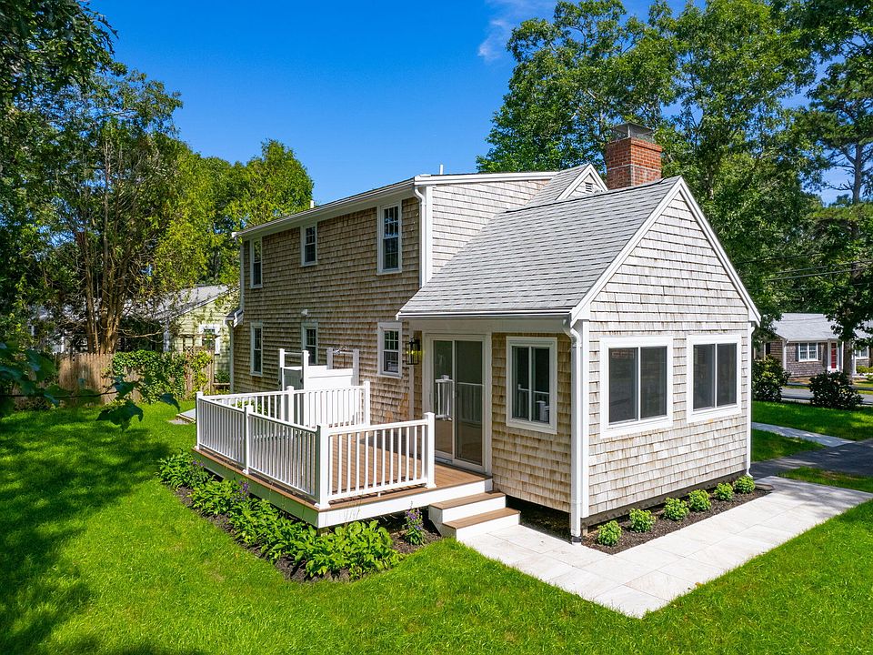 35 Graces Way, South Dennis, MA 02660