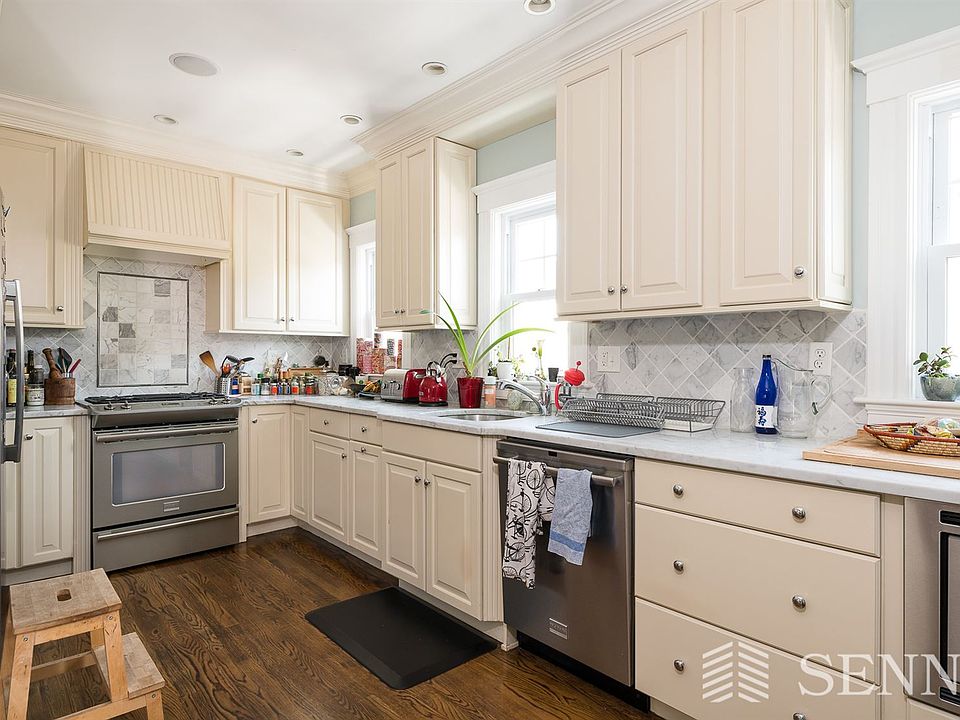 9 Meacham Rd. #2 Cambridge - North Cambridge Unit Photo 6