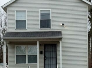 913 W 26th St, Indianapolis, IN