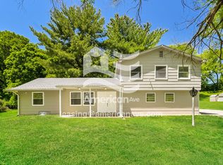 11199 Jerries Ln, Saint Louis, MO 63136