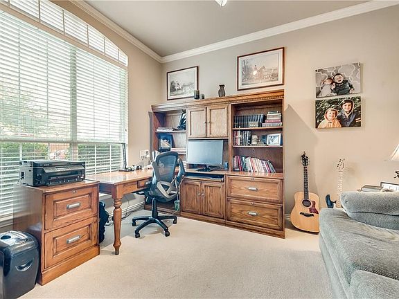 5th image of 1200 Lake Meadow Dr