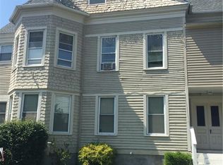 10-12 Hull Pl, Seymour, CT 06483