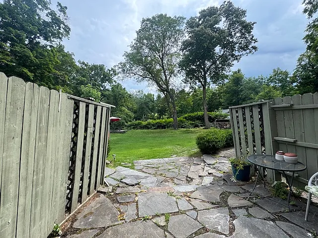 Studio, 150 sqft, $750 — Photo 2