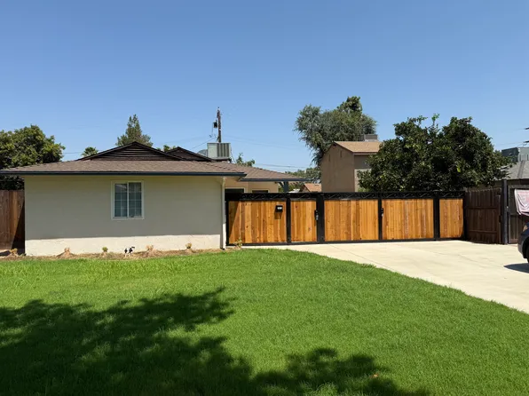 1013 E Garland Ave, Fresno, CA 93704