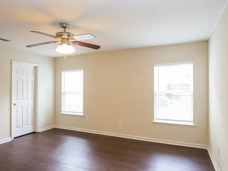 150 Bedstone Dr — Photo 12