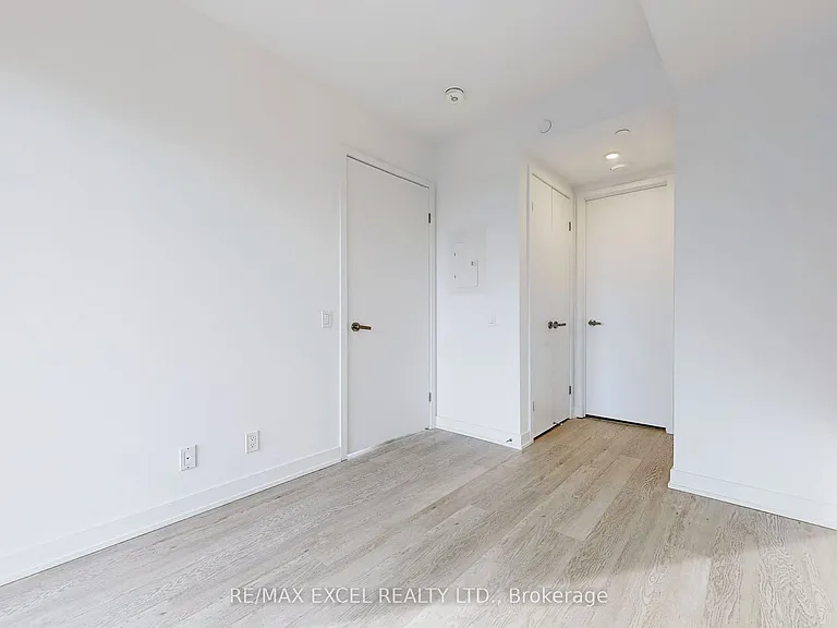 88 Queen St E #1710 — Photo 23