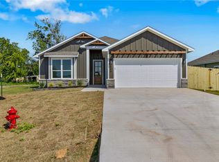 486 Combine Rd, Snook, TX 77878