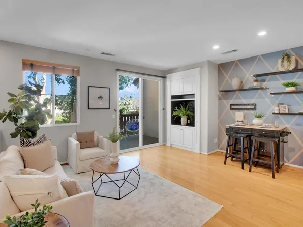 6068 Paseo Salinero, Carlsbad, CA 92009