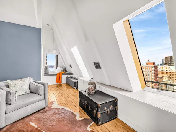 75 Livingston Street image 14 of 27