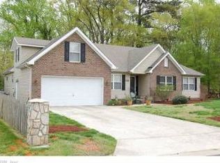 1316 Hawaiian Dr, Virginia Beach, VA 23454