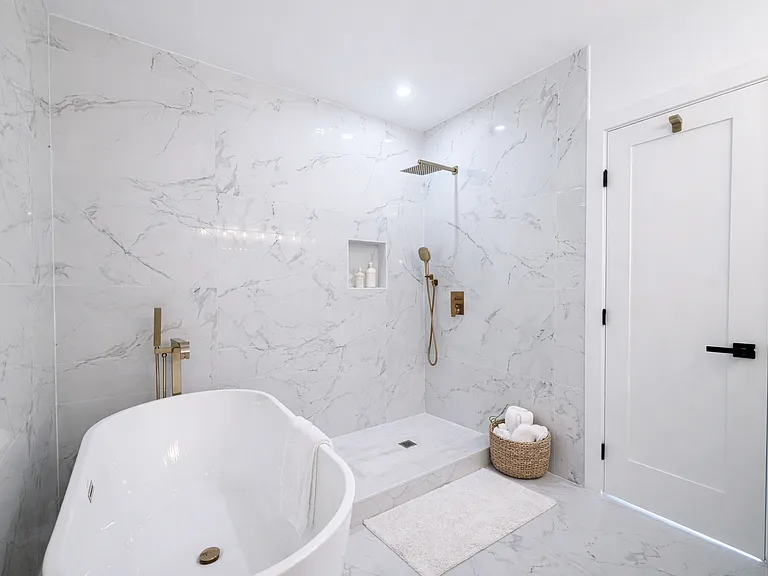 617 Longfellow St NW — Photo 24
