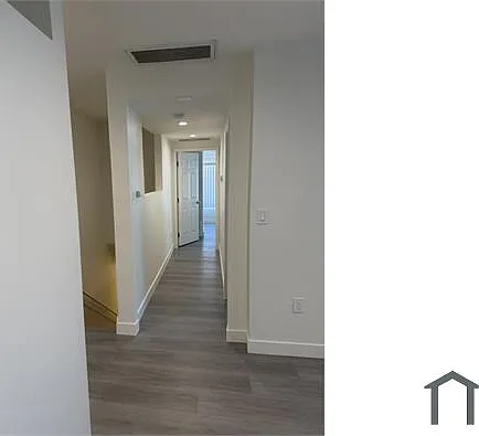 2 bed, 900 sqft, $2,700 — Photo 3