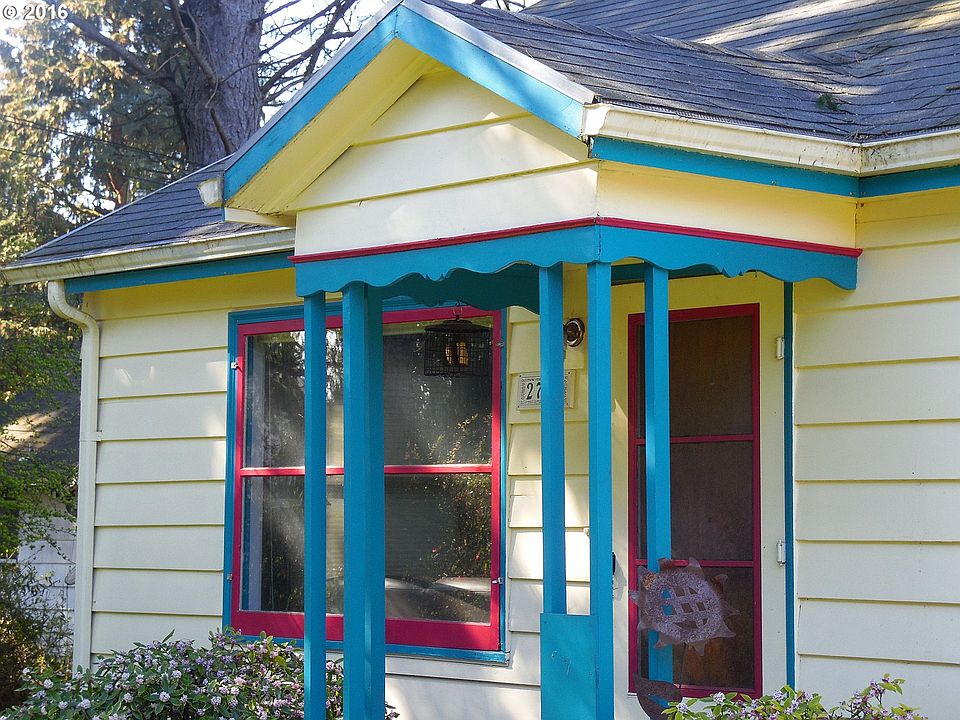1st image of 2716 Neals Ln