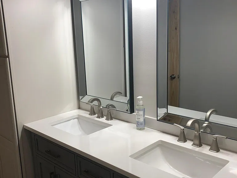 219 Maple St S #1 — Photo 7