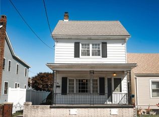 44 E White St, Summit Hill, PA 18250
