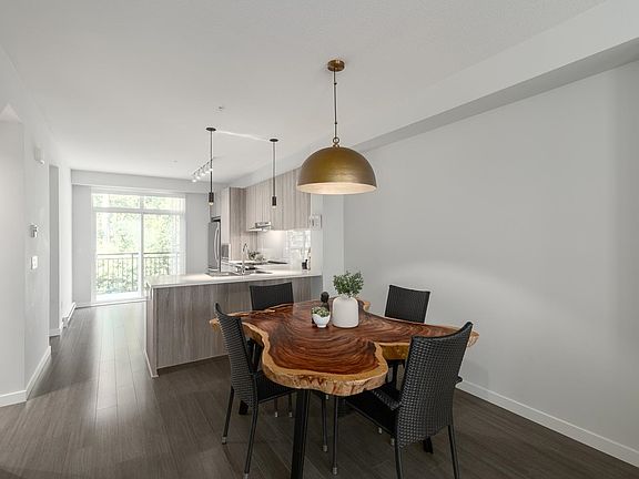 5th image of 8335 Nelson St #6