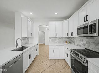 4010 E SUNDANCE Court, Gilbert, AZ 85297