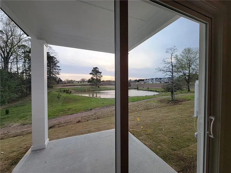 614 Easton Way — Photo 23