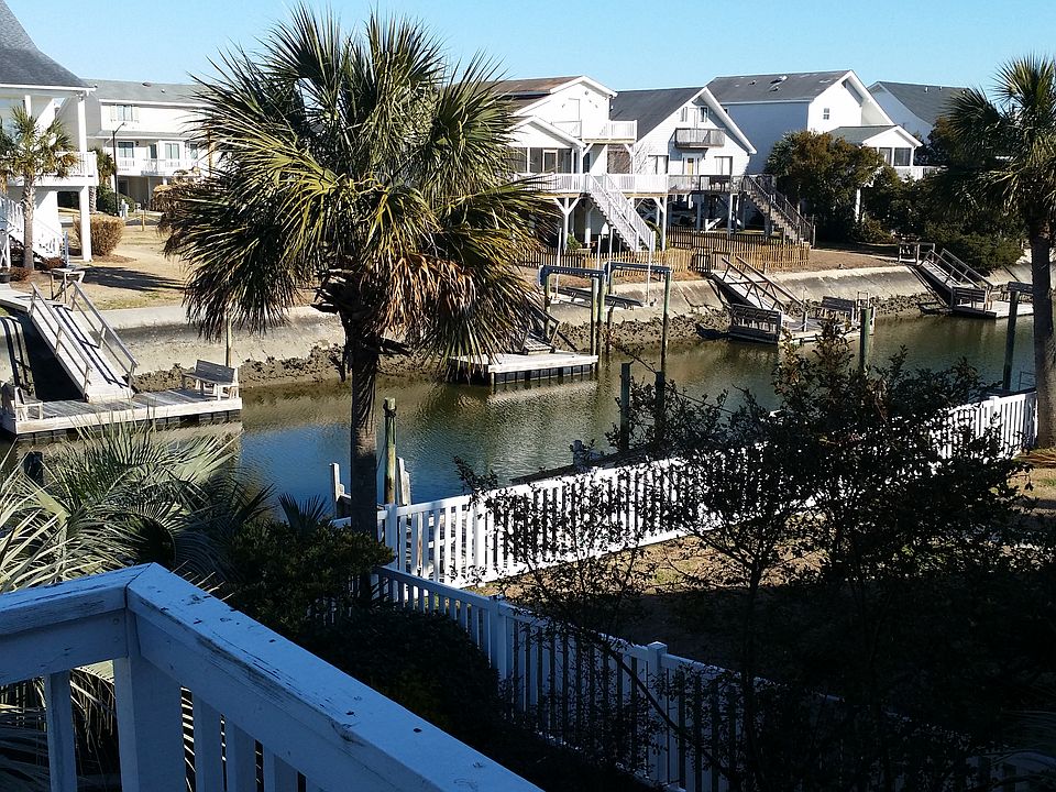 View to rt from rear deck