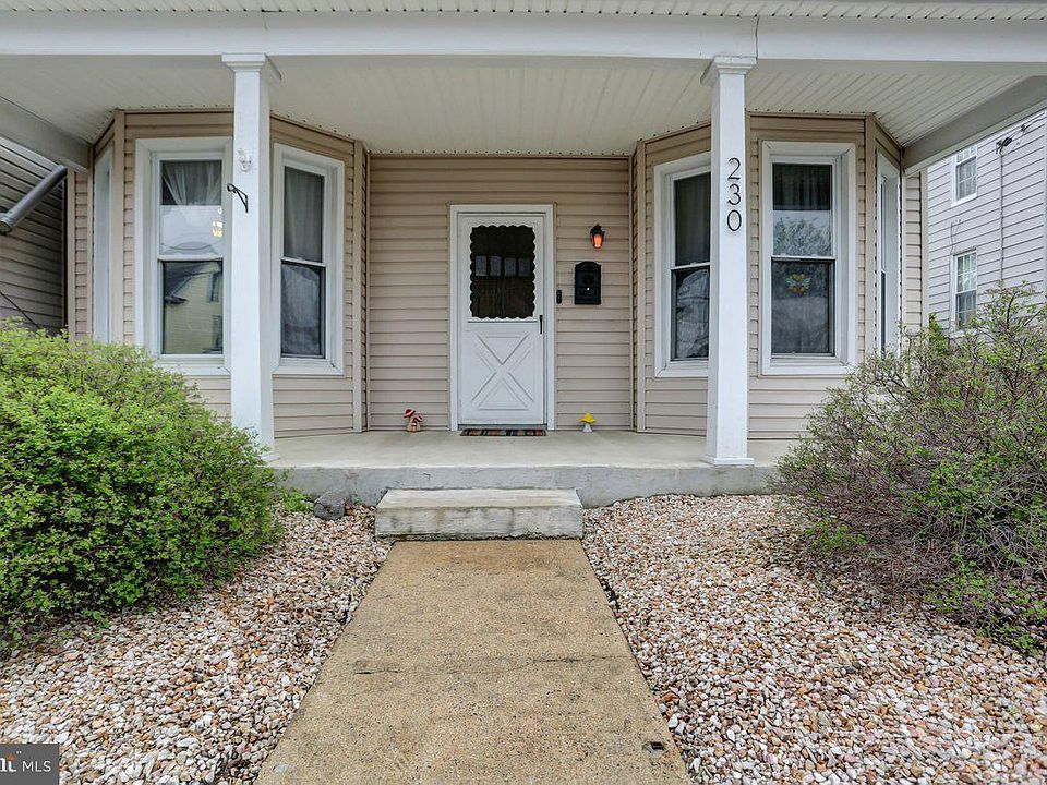 230 E Orange St, Shippensburg, PA 17257 Zillow