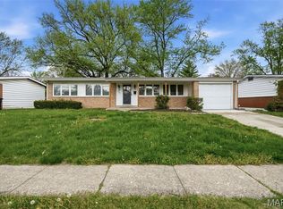 3145 Parker Rd, Florissant, MO 63033