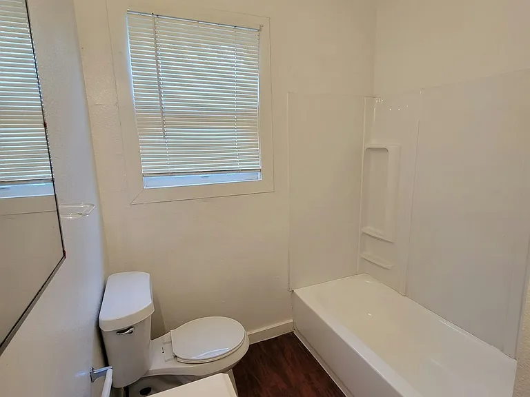 1111 Gibbs St — Photo 10