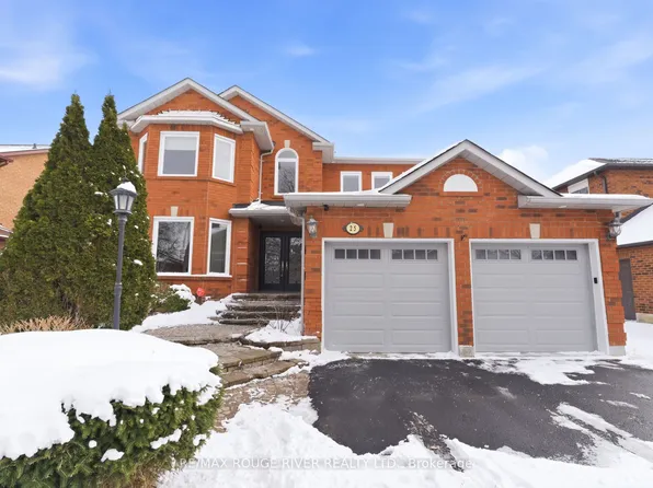 25 Glencedar Cres, Whitby, ON L1R 1X3