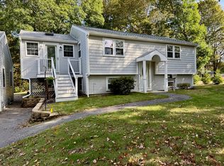 7 Chestnut St, Kingston, MA 02364