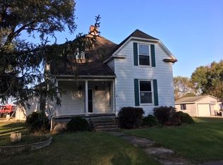 527 S Washington St, Lovington, IL 61937