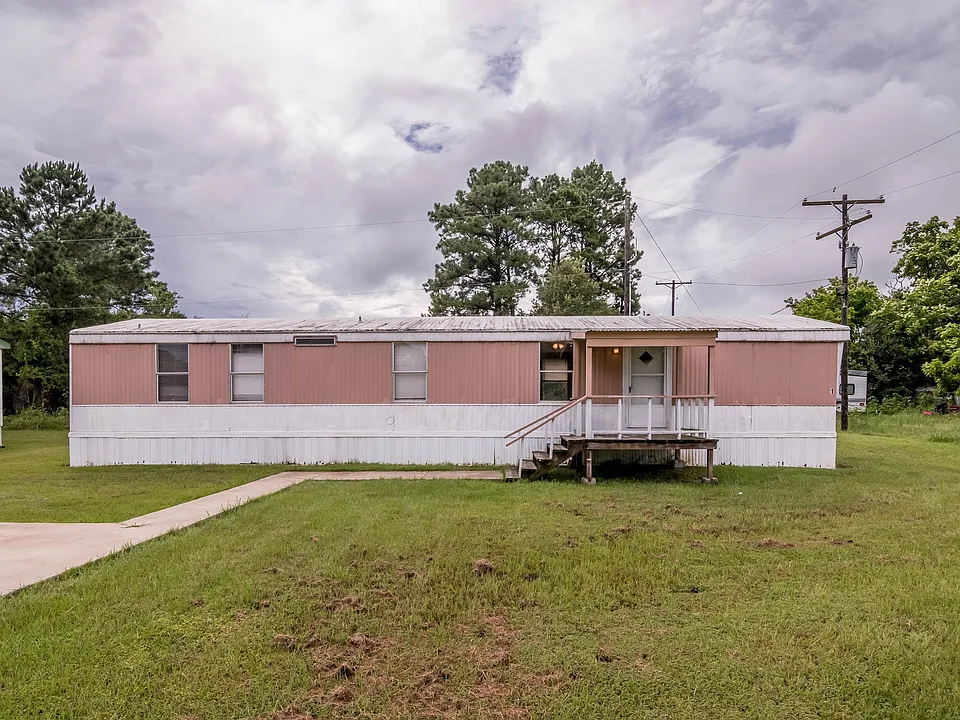 1345 FM 405 Rd