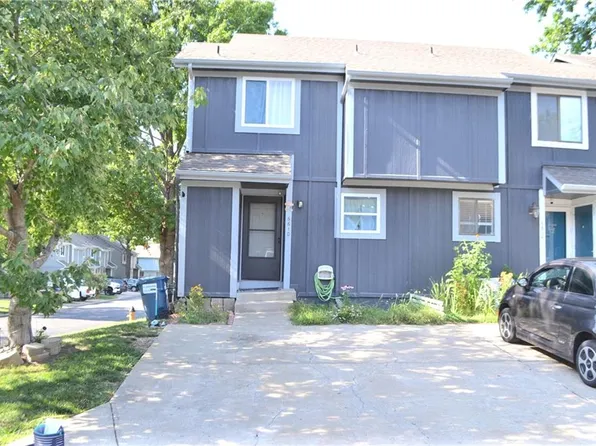 6610 Charles St, Shawnee, KS 66216